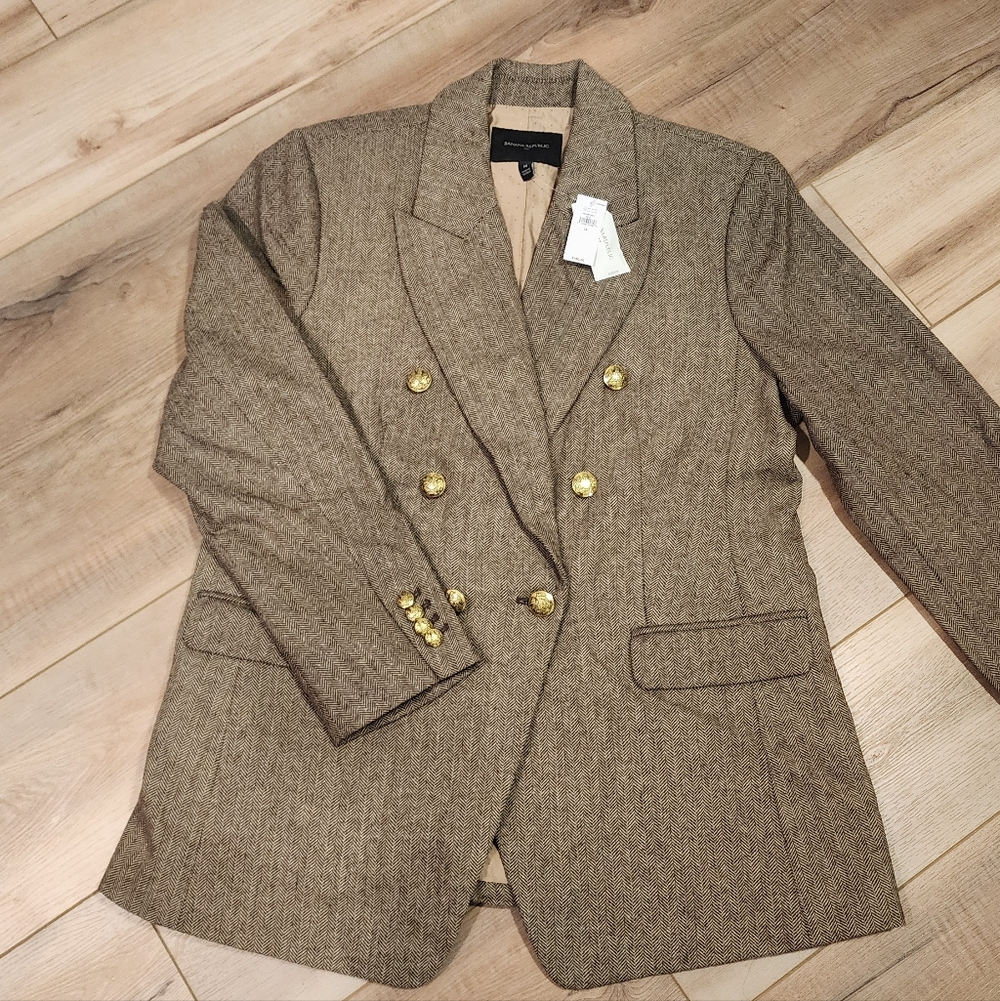 NWT Banana Republic Brown and Cream Herringbone Jacket